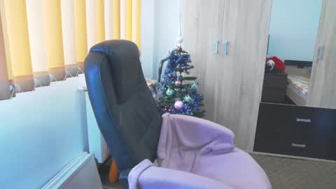 Bea online show from 12-28-24, 11:52