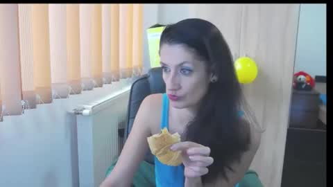 Bea online show from 11-12-25, 08:04