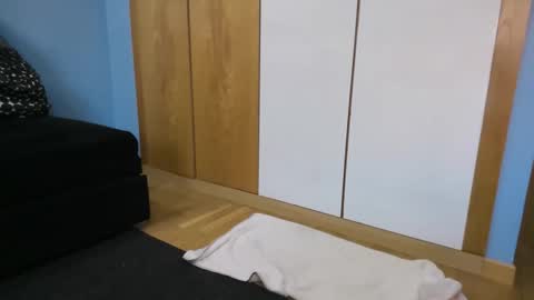 Snapshot of wildboy_006 chatting on 10-04-25, 11:19 wildboy_006 online show from 10-04-25, 11:19