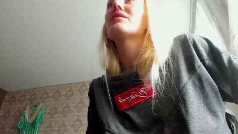 wildforestmuse  twitter online show from 04-04-26, 06:55