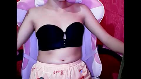 Snapshot of wildhorny_asian chatting on 03-03-25, 09:00 wildhorny_asian online show from 03-03-25, 09:00