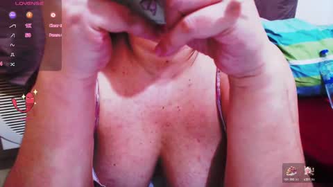 wildhotasianx online show from 12-19-24, 07:40