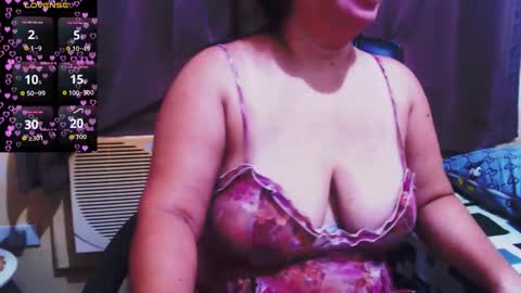 Snapshot of wildhotasianx chatting on 11-19-25, 09:15 wildhotasianx online show from 11-19-25, 09:15