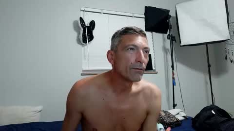 wildinintn online show from 04-19-26, 04:01