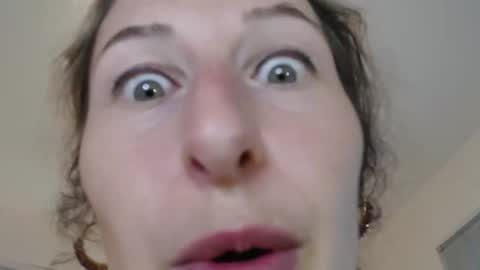 Snapshot of wildrose_l chatting on 11-27-25, 11:18 WildRose L - check my Pinned tweet if you dont see me online within 5 minutes after Ive sent email notifications online show from 11-27-25, 11:18