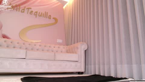 Lili online show from 03-11-26, 07:53