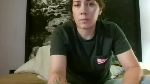 Snapshot of wildthornepenny chatting on 06-17-26, 02:25 Penny online show from 06-17-26, 02:25
