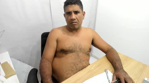 will_thompson_ online show from 12-18-24, 01:37