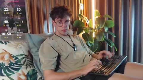 William online show from 05-23-26, 01:48