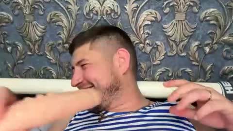 Snapshot of williamdeluca chatting on 07-20-26, 04:31 williamdeluca online show from 07-20-26, 04:31