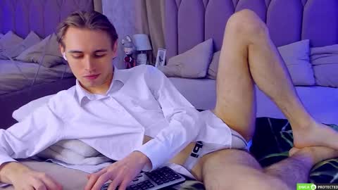 William online show from 10-02-25, 03:13