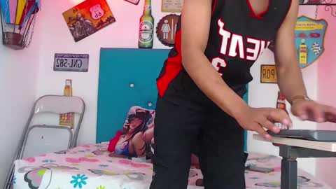 Snapshot of willians__ chatting on 03-05-25, 02:36 willians__ online show from 03-05-25, 02:36