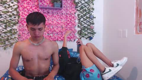 Snapshot of willians__ chatting on 09-15-25, 09:04 willians__ online show from 09-15-25, 09:04