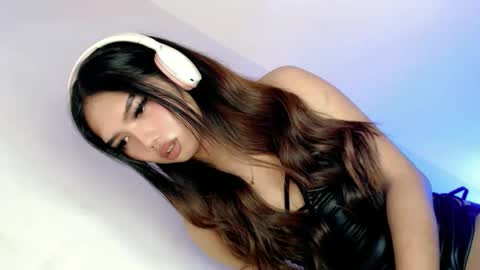 LE XI online show from 12-01-25, 05:01