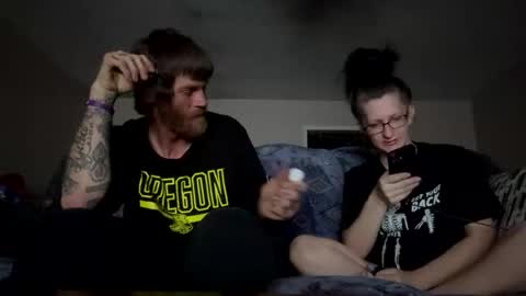 Snapshot of willingandabel2025 chatting on 05-06-26, 02:08 lovEEdovEE online show from 05-06-26, 02:08
