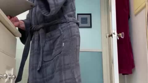 Snapshot of willirob chatting on 02-23-26, 04:15 William online show from 02-23-26, 04:15