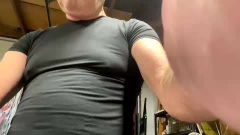 Snapshot of willirob chatting on 05-24-26, 01:27 William online show from 05-24-26, 01:27