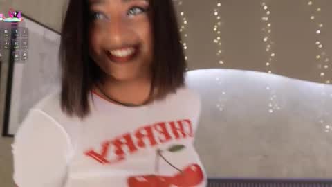 Snapshot of willow_hendrix chatting on 02-22-26, 03:21 Ms Willow online show from 02-22-26, 03:21