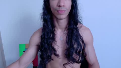 Snapshot of willy_veins chatting on 05-31-26, 06:09 willy_veins online show from 05-31-26, 06:09