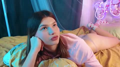 Vicki3 online show from 03-02-26, 07:15