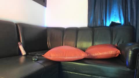 Snapshot of winderling chatting on 11-20-25, 11:26 winderling online show from 11-20-25, 11:26