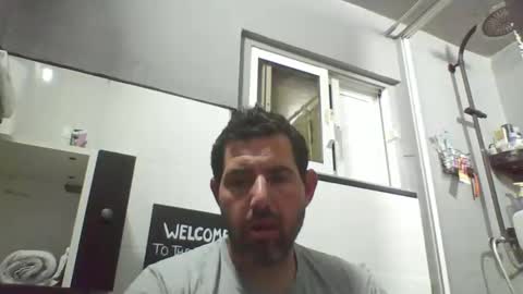 Snapshot of windowpane5 chatting on 12-28-24, 06:08 windowpane online show from 12-28-24, 06:08