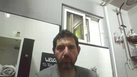 Snapshot of windowpane5 chatting on 12-31-24, 03:12 windowpane online show from 12-31-24, 03:12