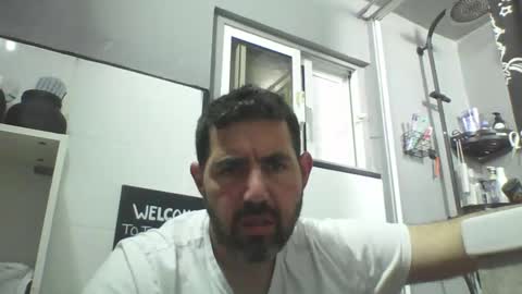 Snapshot of windowpane5 chatting on 02-02-25, 05:59 windowpane online show from 02-02-25, 05:59