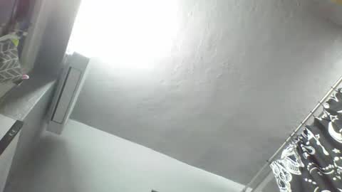 Snapshot of windowpane5 chatting on 02-25-25, 07:25 windowpane online show from 02-25-25, 07:25