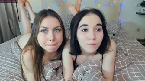Amalia and Mia online show from 01-15-25, 10:17