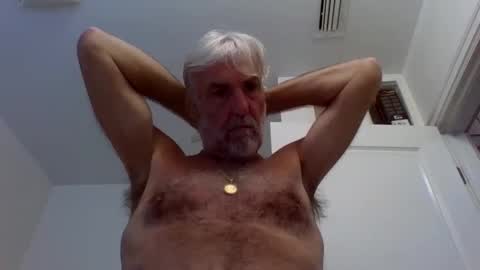 Snapshot of wineman2020 chatting on 11-25-25, 03:56 Charlie online show from 11-25-25, 03:56