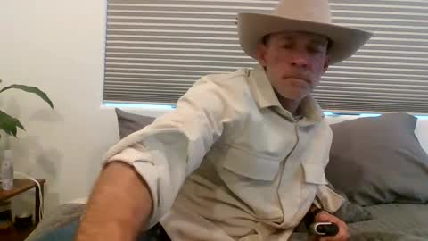 wingnutt765733 online show from 03-04-25, 12:50