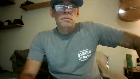 wingnutt765733 online show from 10-25-25, 05:26