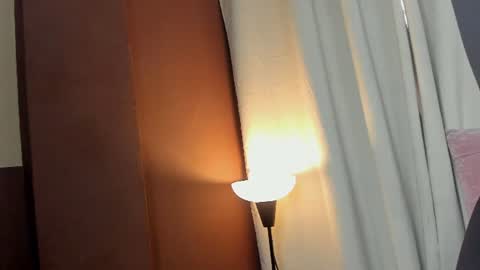 Snapshot of wini_fer chatting on 06-23-26, 12:25 Wini Fer online show from 06-23-26, 12:25