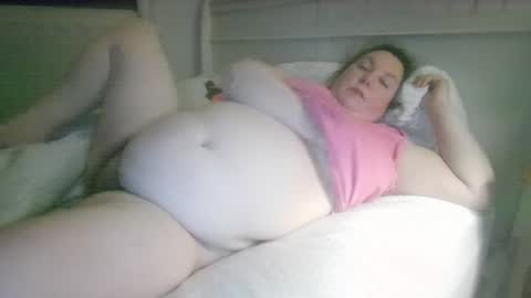 Winnie online show from 04-04-26, 04:11