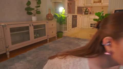Snapshot of winnieriedesel chatting on 05-26-26, 03:02 Lillian online show from 05-26-26, 03:02