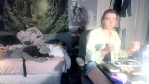 Snapshot of winter123137 chatting on 12-03-24, 03:30 Winter online show from 12-03-24, 03:30