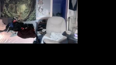 Snapshot of winter123137 chatting on 12-30-24, 07:37 Winter online show from 12-30-24, 07:37