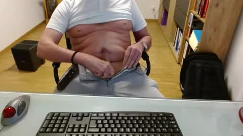 Snapshot of winterfreund99 chatting on 04-06-26, 10:38 winterfreund99 online show from 04-06-26, 10:38