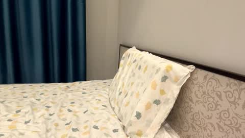 Amina online show from 11-27-25, 03:14