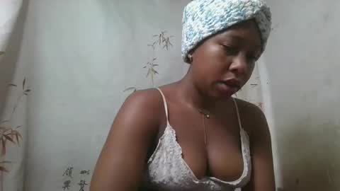 Snapshot of wissinaaa chatting on 10-05-25, 11:46 wissinaaa online show from 10-05-25, 11:46