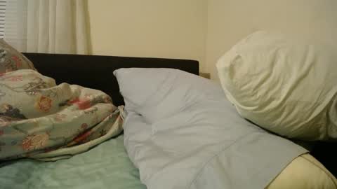 Annie online show from 03-11-25, 08:52