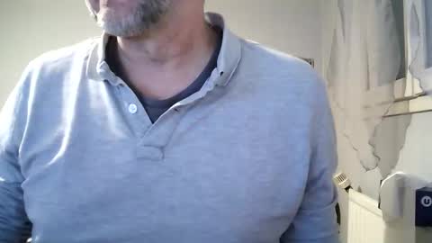 Snapshot of wizz_me chatting on 03-19-26, 08:51 wizz_me online show from 03-19-26, 08:51