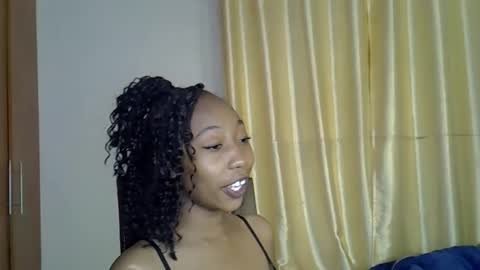 Snapshot of wizzia_khalifa chatting on 02-26-25, 08:59 girlie o online show from 02-26-25, 08:59