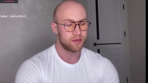 Wlademar online show from 11-24-25, 04:45