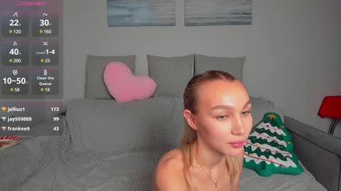 Snapshot of wladilia chatting on 01-15-25, 12:19 wladilia online show from 01-15-25, 12:19