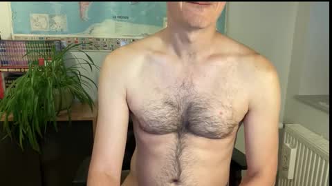 Snapshot of wladsexy88 chatting on 11-16-25, 08:53 Wladsexy88 online show from 11-16-25, 08:53