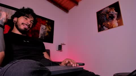 Snapshot of wolferatus chatting on 04-07-26, 11:37 wolferatus online show from 04-07-26, 11:37