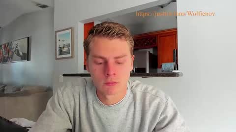 Wolfienov online show from 01-08-25, 04:44