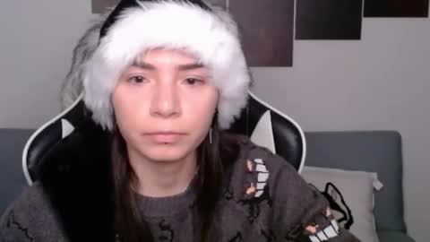 Alex online show from 12-17-24, 01:18